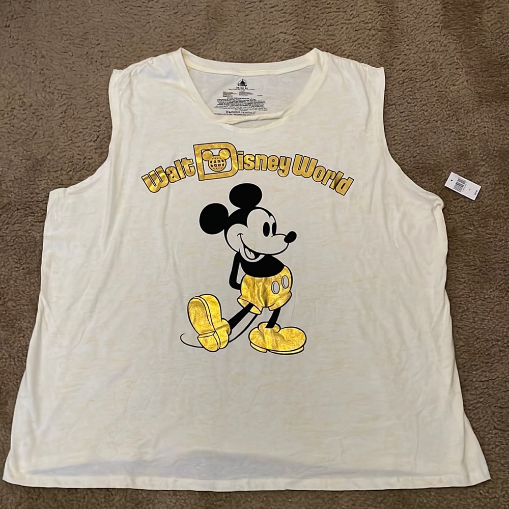 Women’s Disney World tank NWT